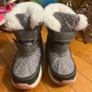 Carter’s PolkaDot Snow Boots. Toddler Size 8